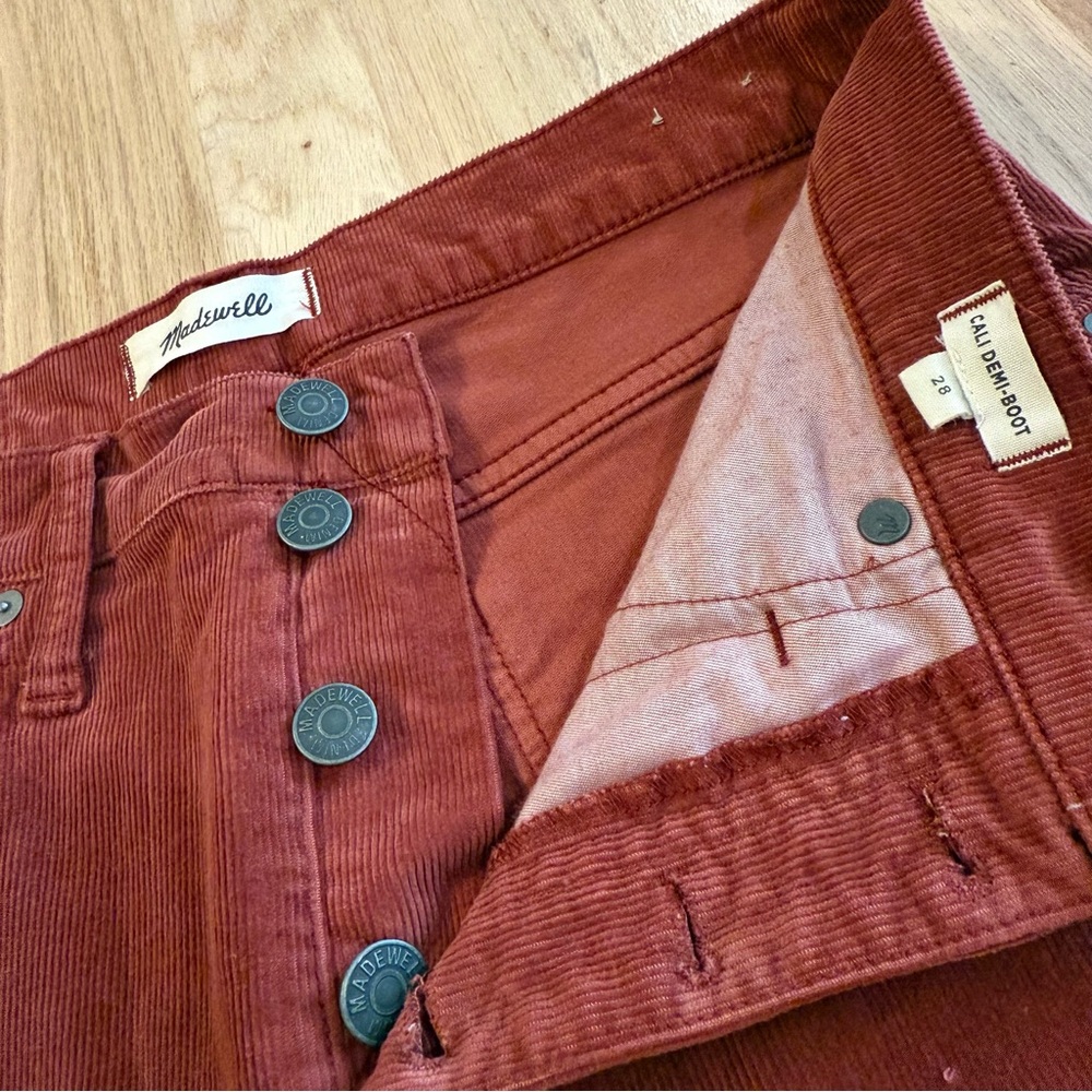 Madewell • Cali Demi Boot Corduroys - Picture 4 of 14